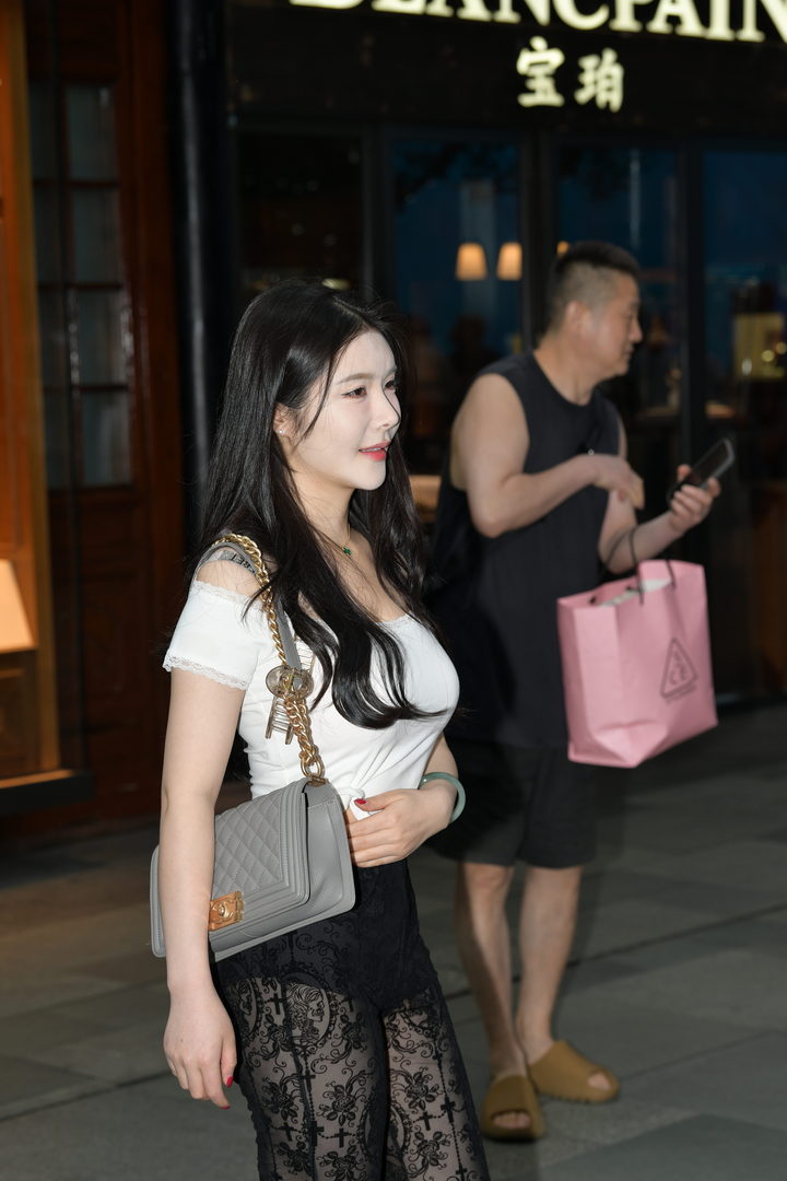 QD4287 套图76张-神兽街拍