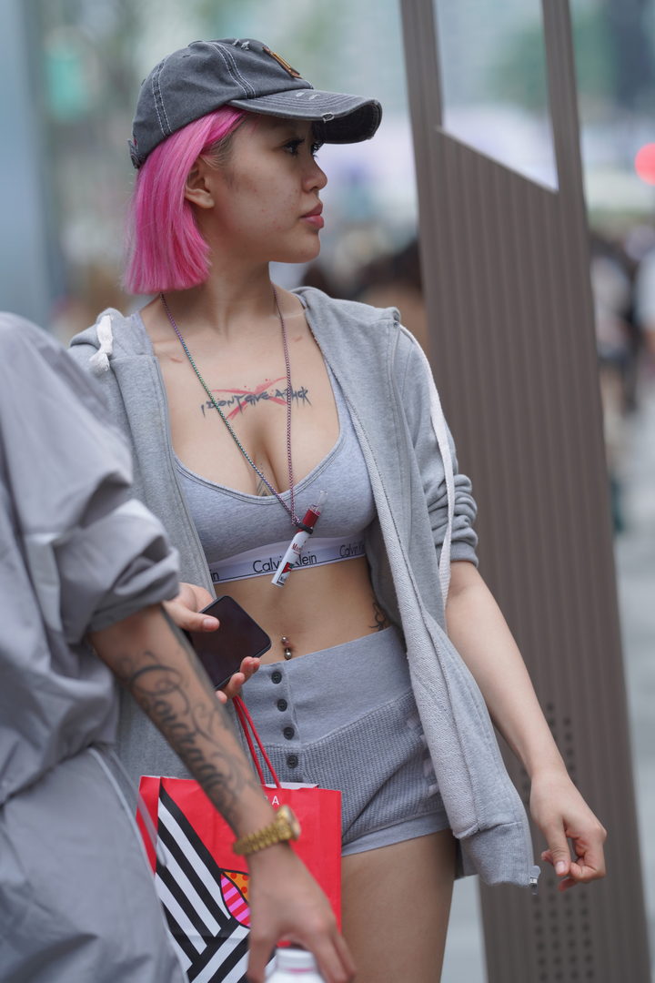 QD4333 套图41张-神兽街拍