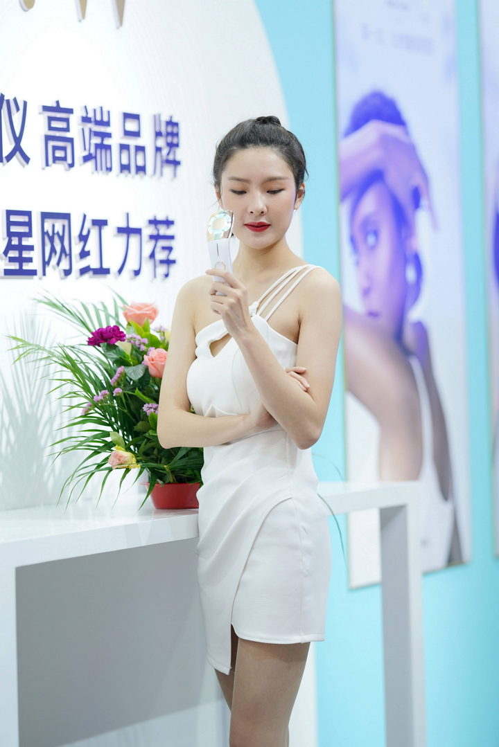 图片[2]-QD4379 套图70张+视频-神兽街拍