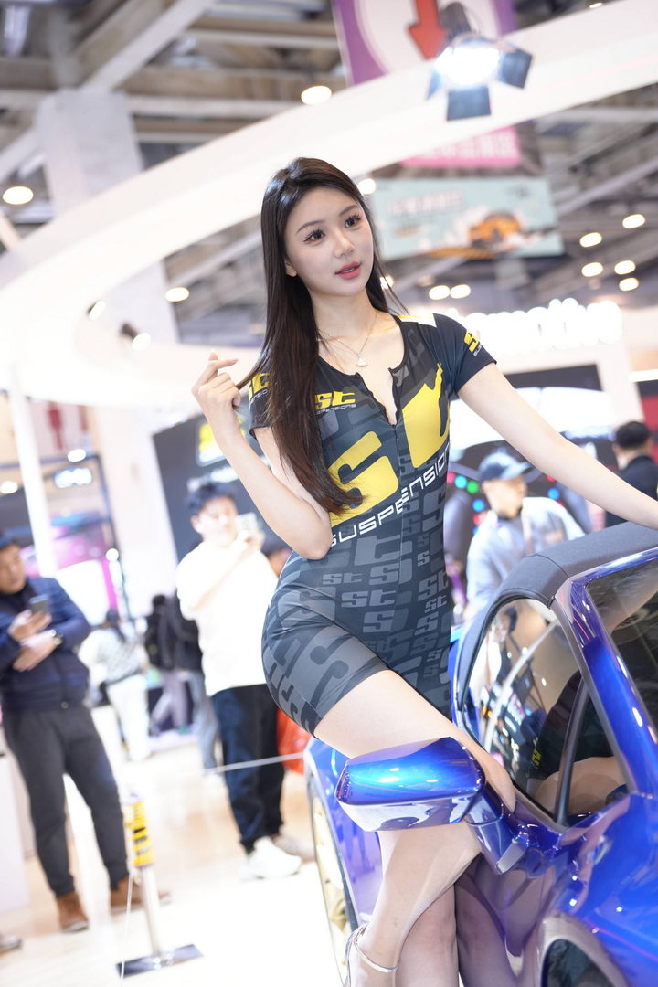 QD4536 套图63张+视频-神兽街拍