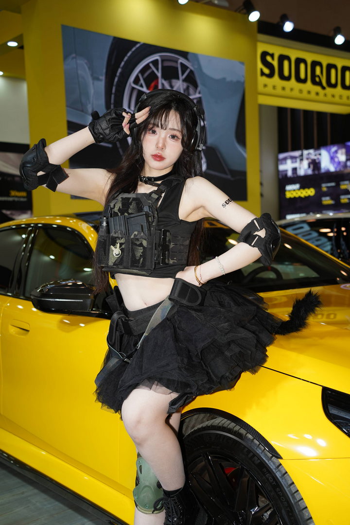 QD4593 套图83张-神兽街拍