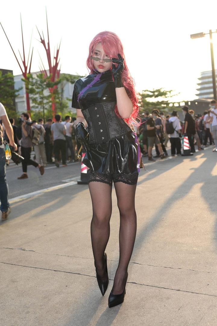 QD4598 套图100张-神兽街拍