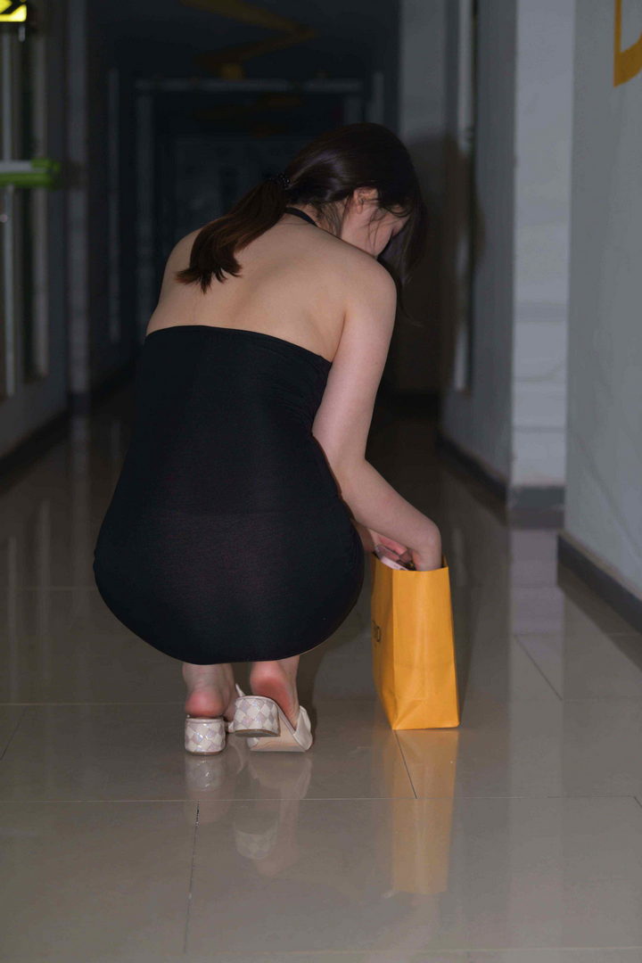 图片[3]-QB1864 黑色包臀裙 套图694张-神兽街拍